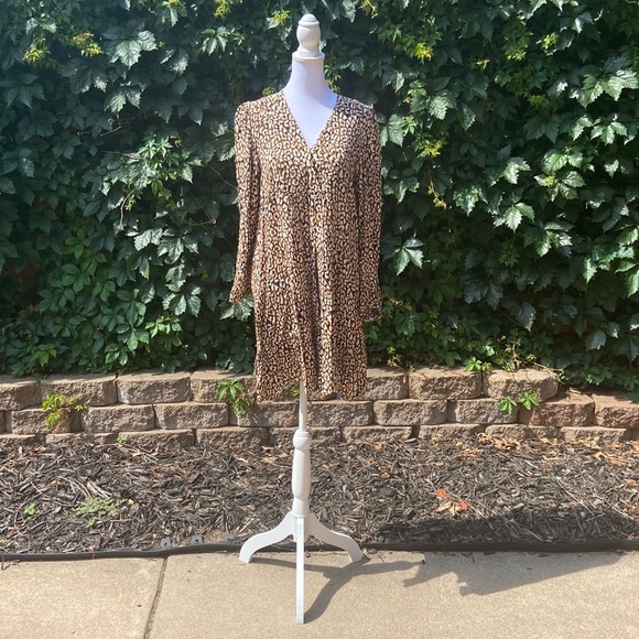 Mango tiered mini smock dress in animal print - Picture 7 of 9